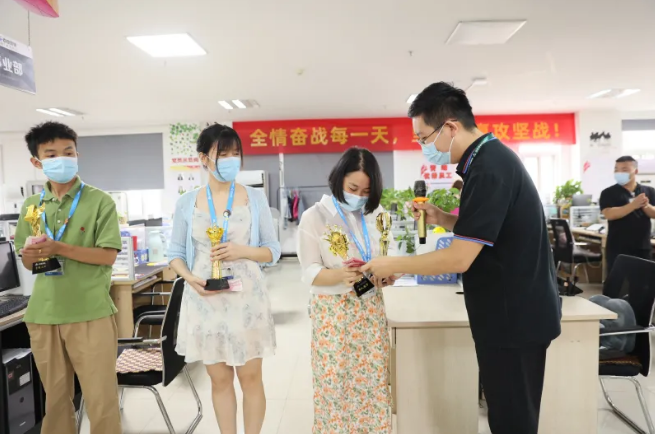 激情時刻！榮耀時刻！